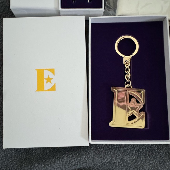 Elton John’s Farewell Tour Authentic Swag Bag Merch +Certificate of Authenticity - Picture 2 of 6